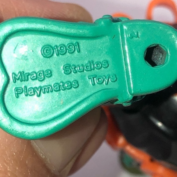 90S TMNT Make My Day Leo Action Figure 100% Complete w Accessories - Picture 4 of 4